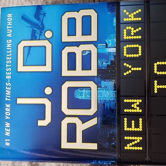 New‎ York to Dallas by JD Robb Hardback Book - Picture 2 of 14